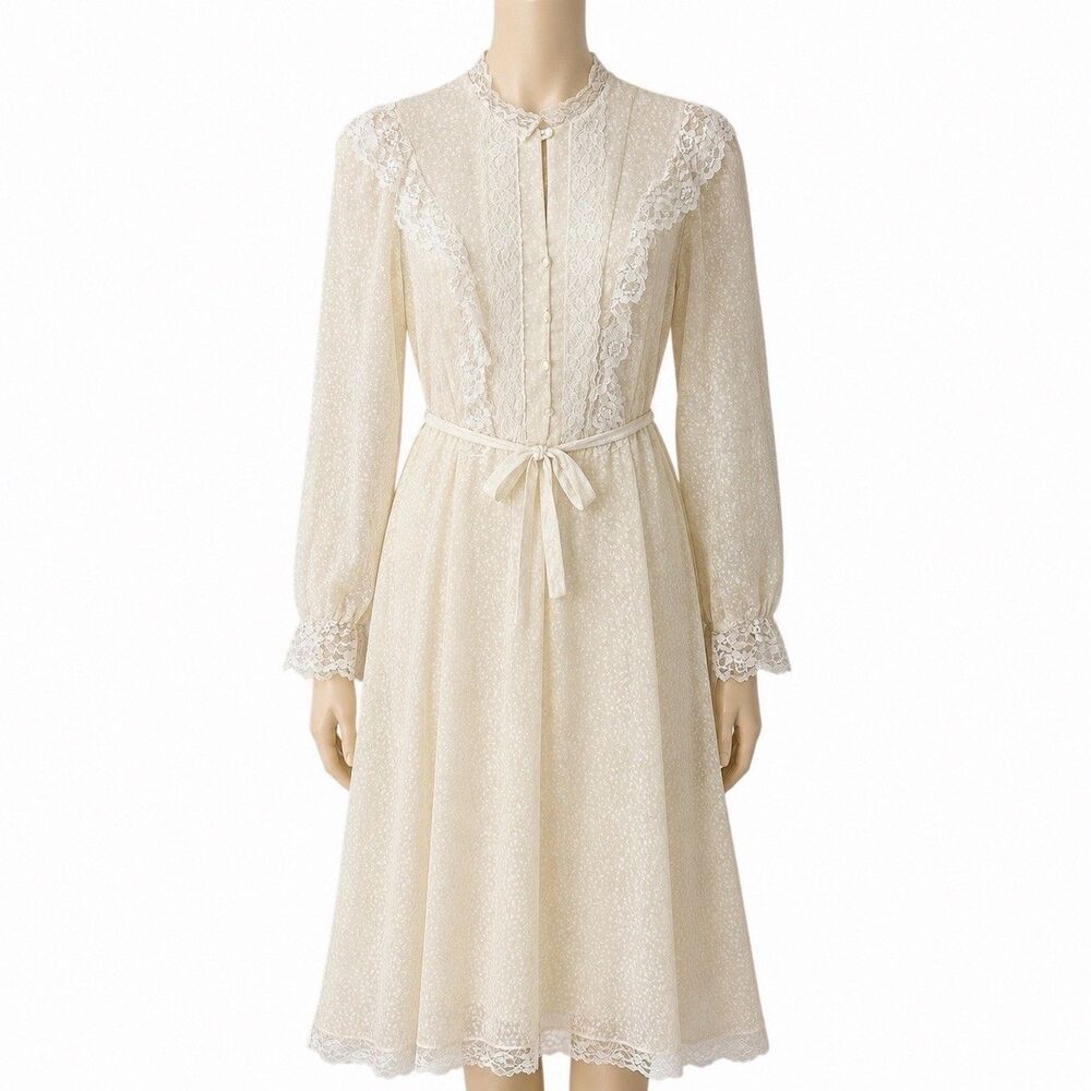 Vintage 1980s Gunne Sax Style Prairie Wedding Dress Ivory Lace Tea Length Bridal